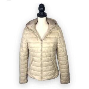 NWT Women's Sinsay Outerwear Collection Cream Zip Up Puffer Hooded Jacket Size M